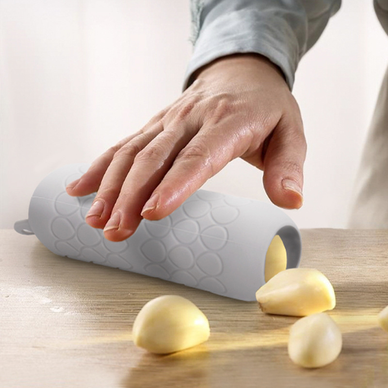 Kitchen Gadgets Youtube - مقشرة الثوم السيليكونية سريعة الاستخدام، أداة