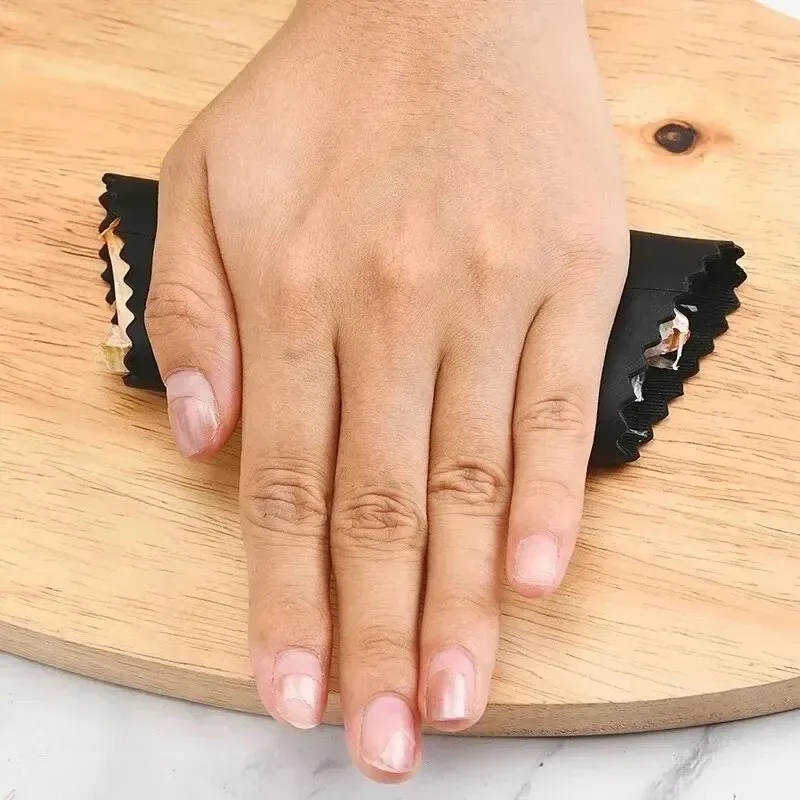Kitchen Gadgets Youtube - أداة تقشير الثوم السيليكونية، أنبوب تقشير